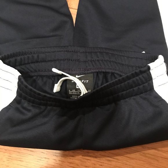 Nike Dri-Fit Boys Athletic Pants. NWT - Picture 4 of 4